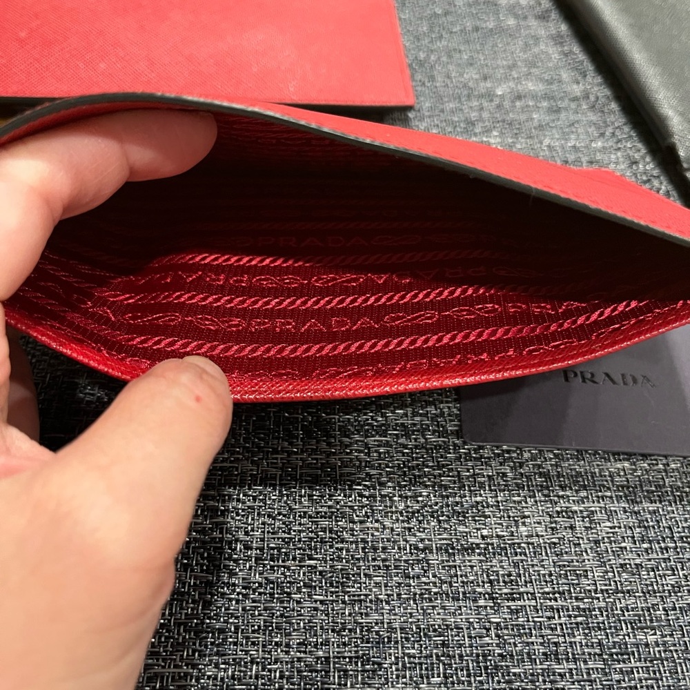 Prada coated canvas wallet - Picture 5 of 6